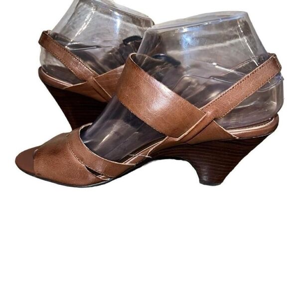 Women's Circa Joan & David Brown Leather Sandals Size 7M - Picture 3 of 7
